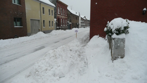 Snowy winter 2010 Lindener Straße towards Fronhofstraße