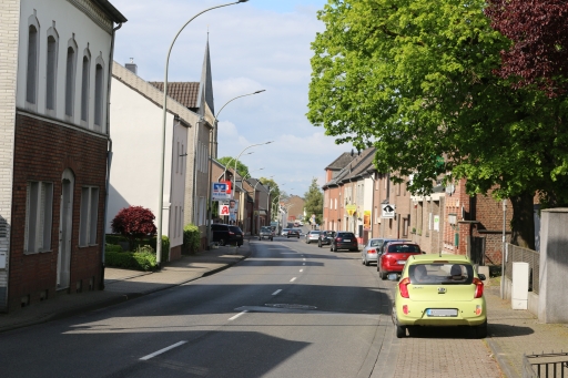 Lindener Straße in Linden in Richtung Weiden