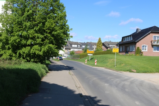 Village entrance from Broich