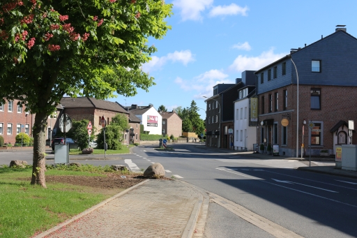 Jülischer Straße at Nassauer Straße towards Linden-Neusen